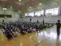 担任の自己紹介(5年学年集会)