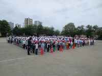 「気を付け」の号令でよい姿勢になりました