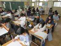 算数の調査に解答しています