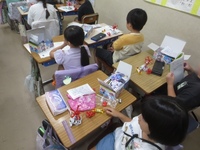 プロペラの回る向きを調べます